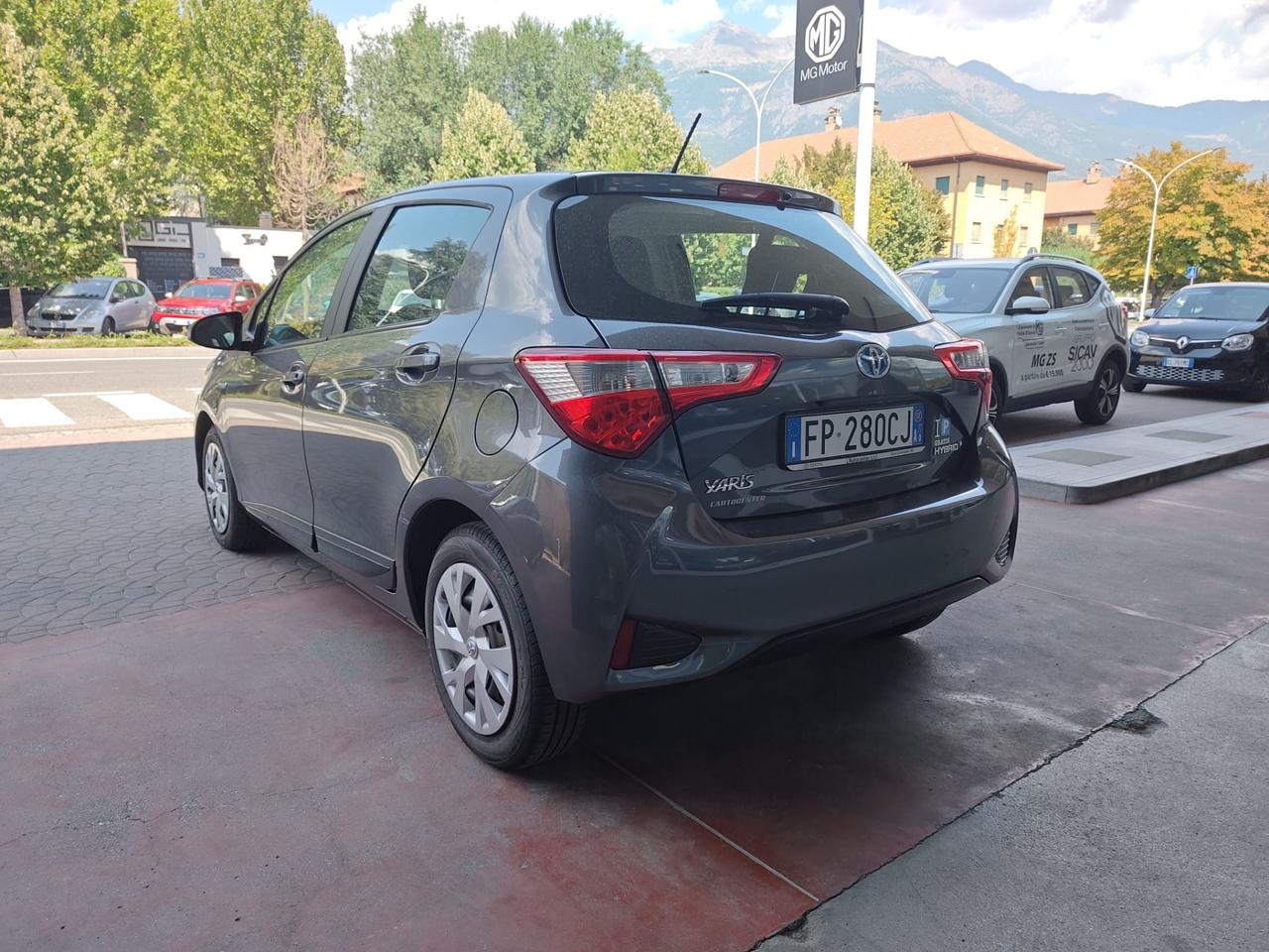 TOYOTA Yaris 5p 1.5h Active