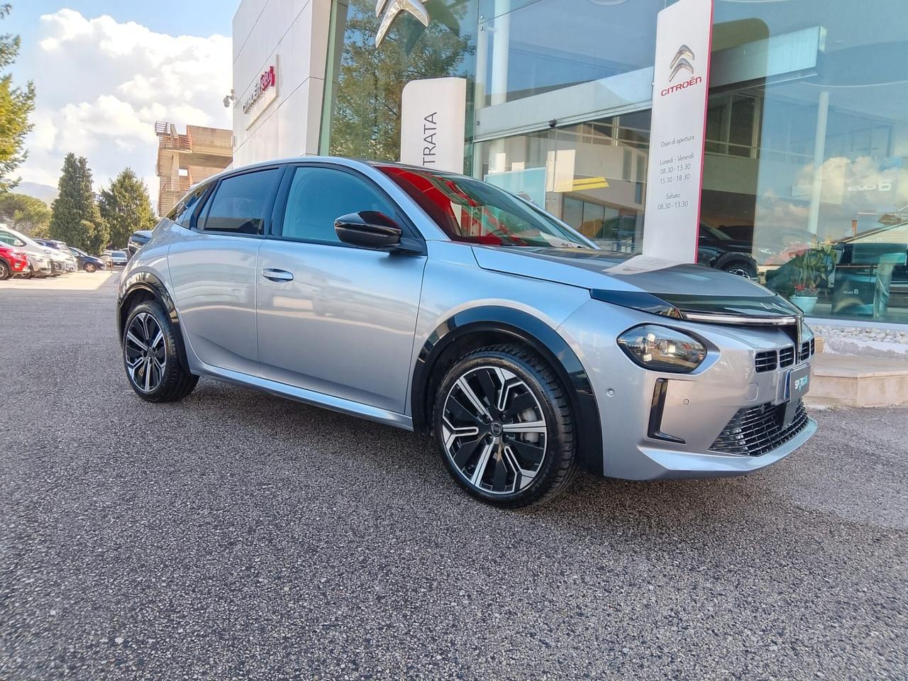 Lancia Ypsilon Hybrid e-DCT LX