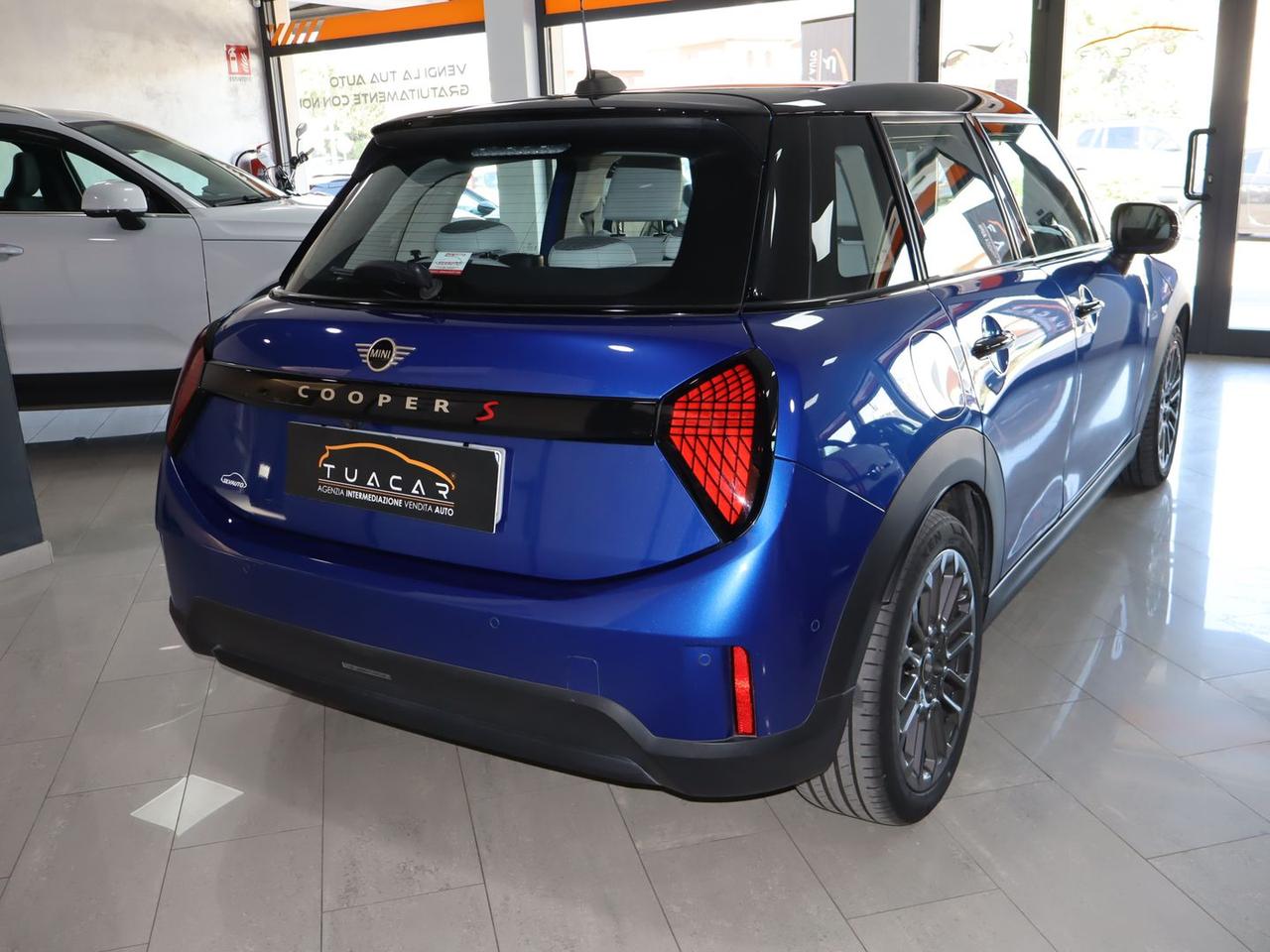 Mini Cooper S 5p Favoured #50574