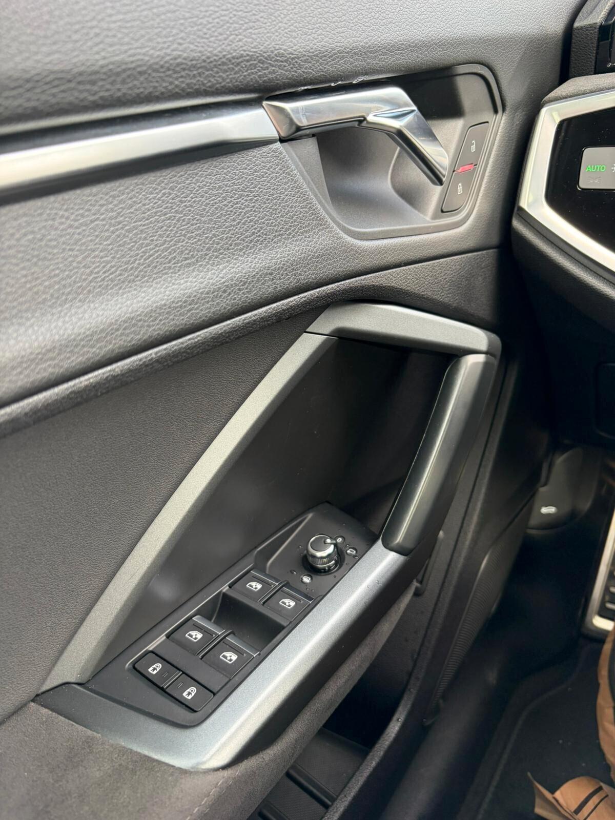 AUDI RS Q3 - FINANZIANBILE