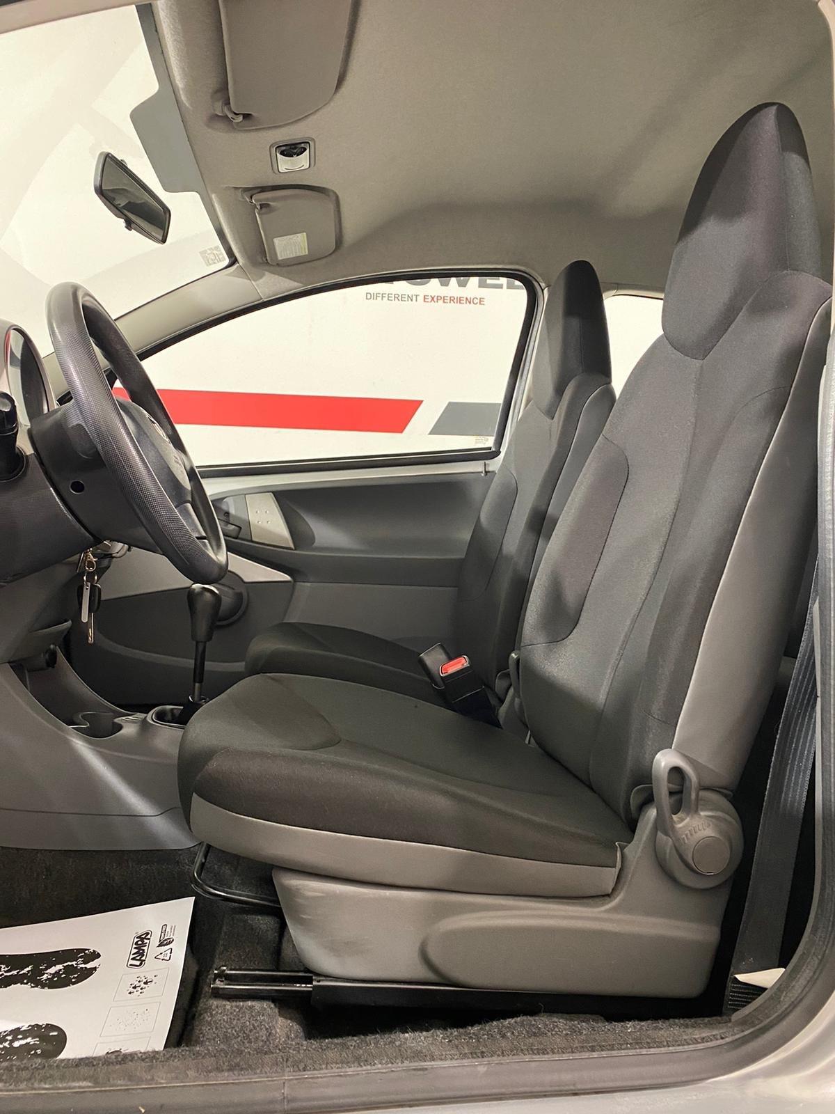 Toyota Aygo 1.0 12V VVT-i 3 porte* NEOPATENTATI *