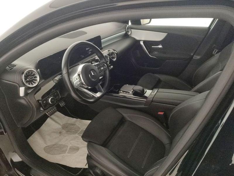 Mercedes-Benz Classe A A 180 d Premium Night edition auto