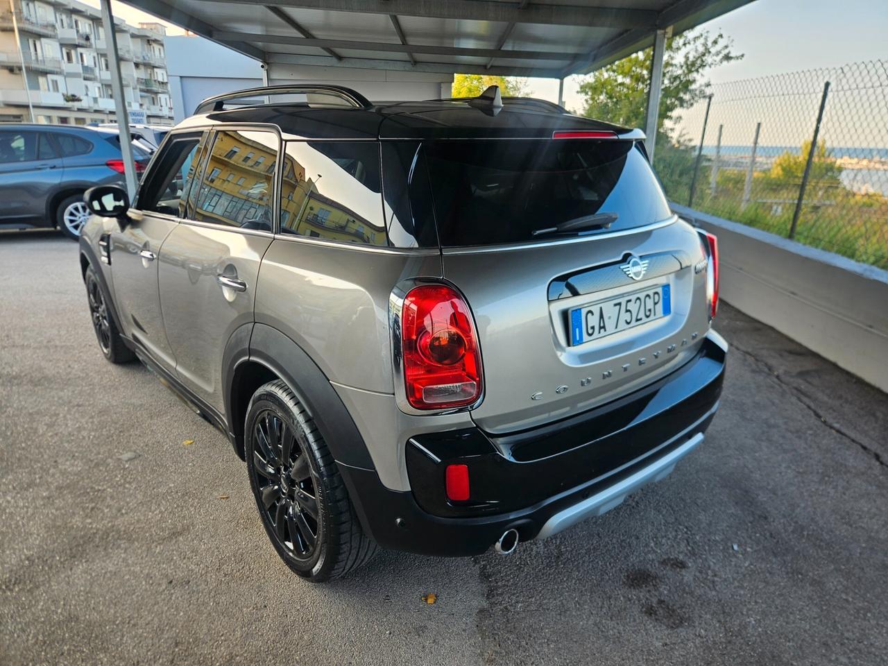 Mini Cooper D Countryman 2.0D 150cv Pack Night Automatica