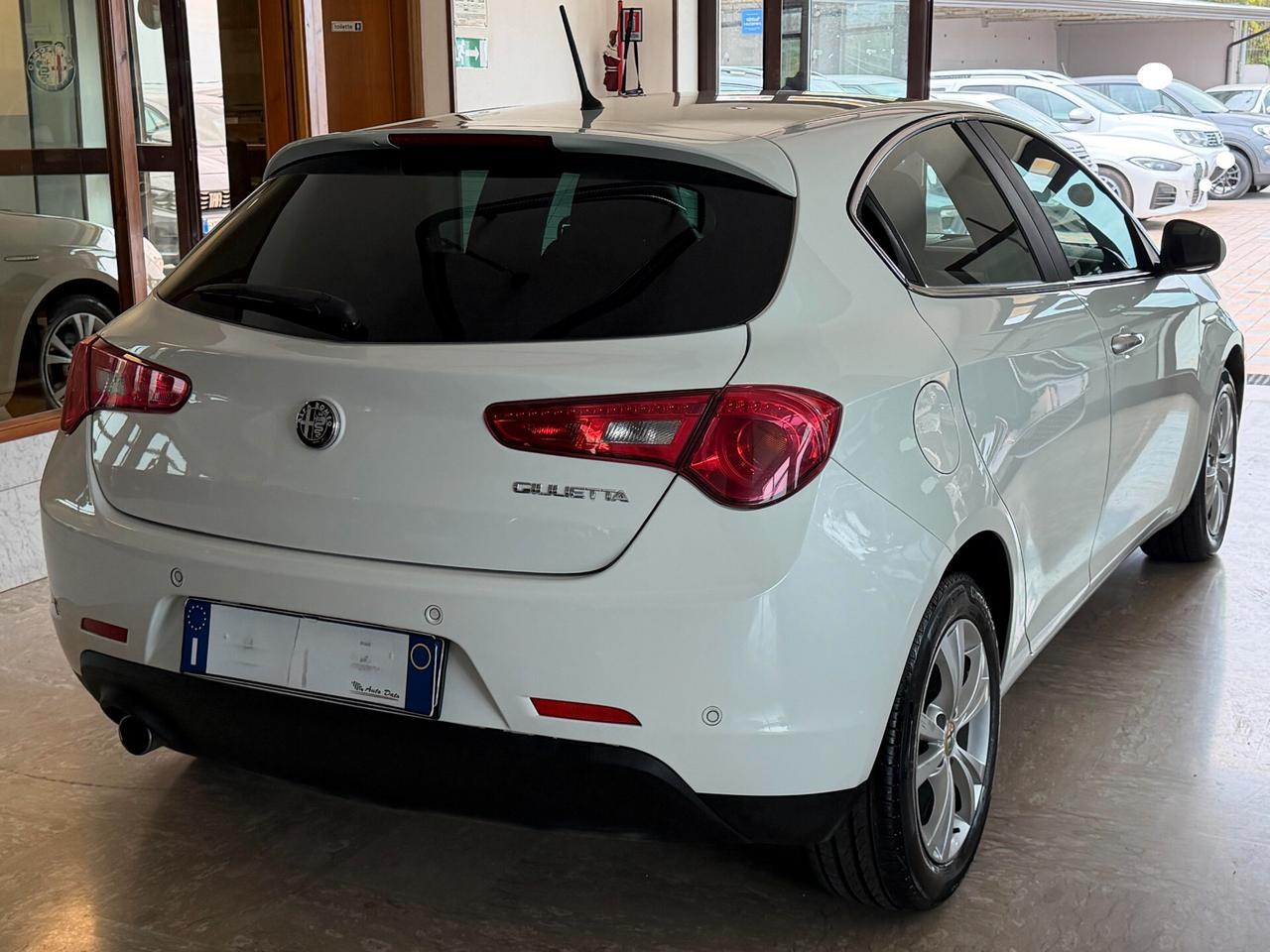 Alfa Romeo Giulietta 1.6 M.JET 105 cv. DISTINCTIVE