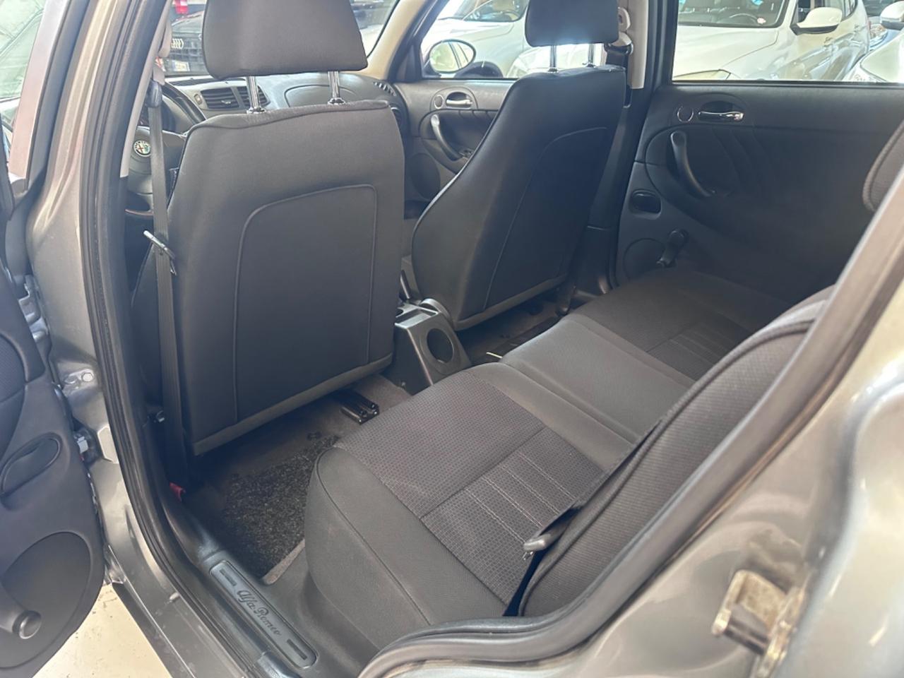 Alfa Romeo 147 1.9 JTD (120) 5 porte Progression