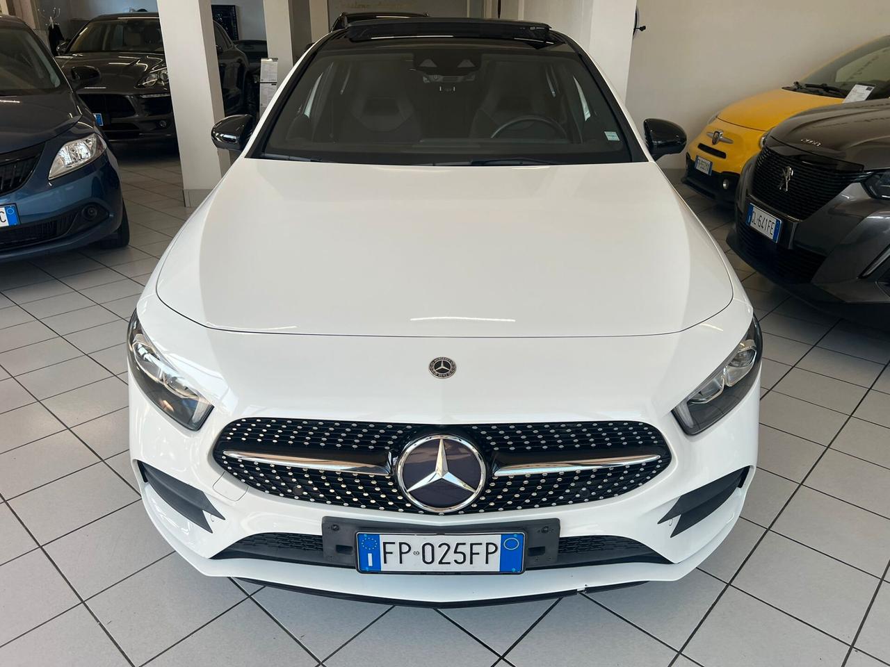 Mercedes-Benz A 180 Classe A - d Premium Auto + TETTO APRIBILE + LED