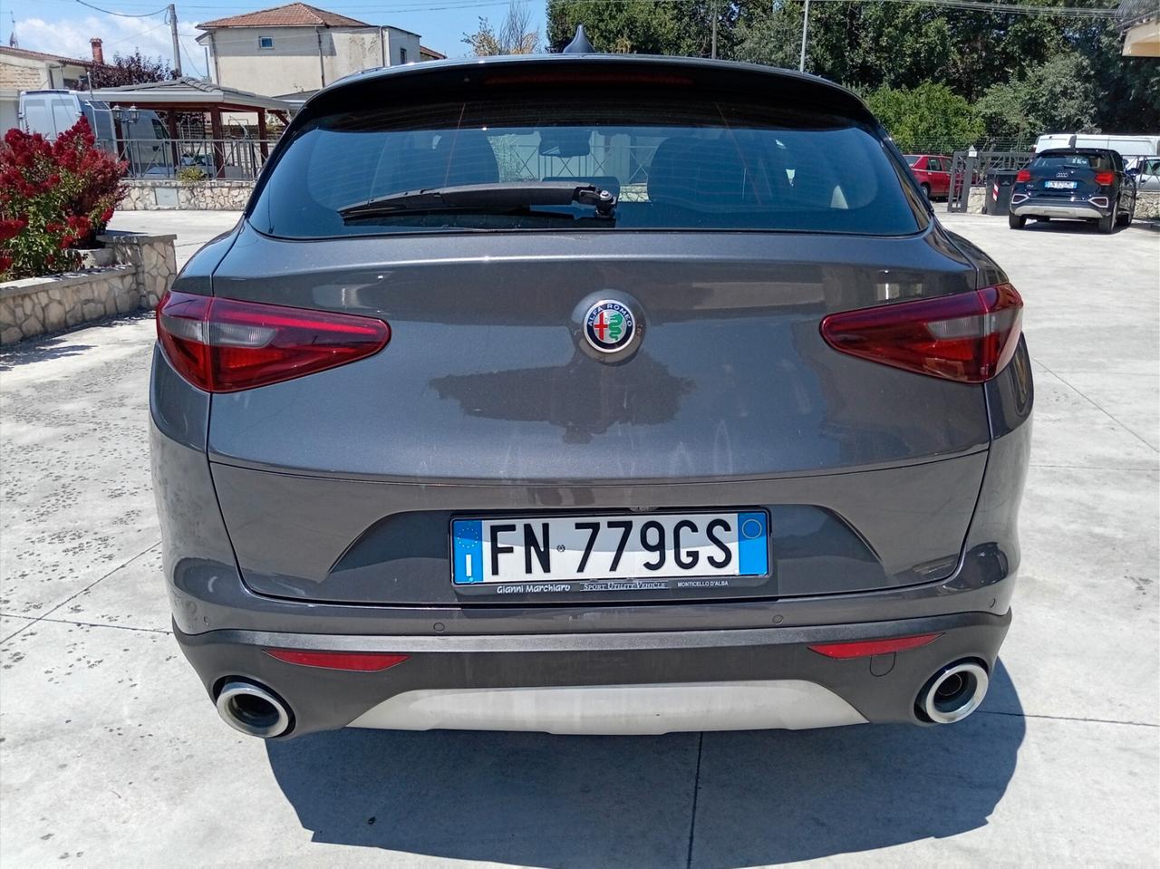 Alfa Romeo Stelvio 2.2JTDM 210 CV AT8 Q4 Executive FULL PELLE NAVI XENON