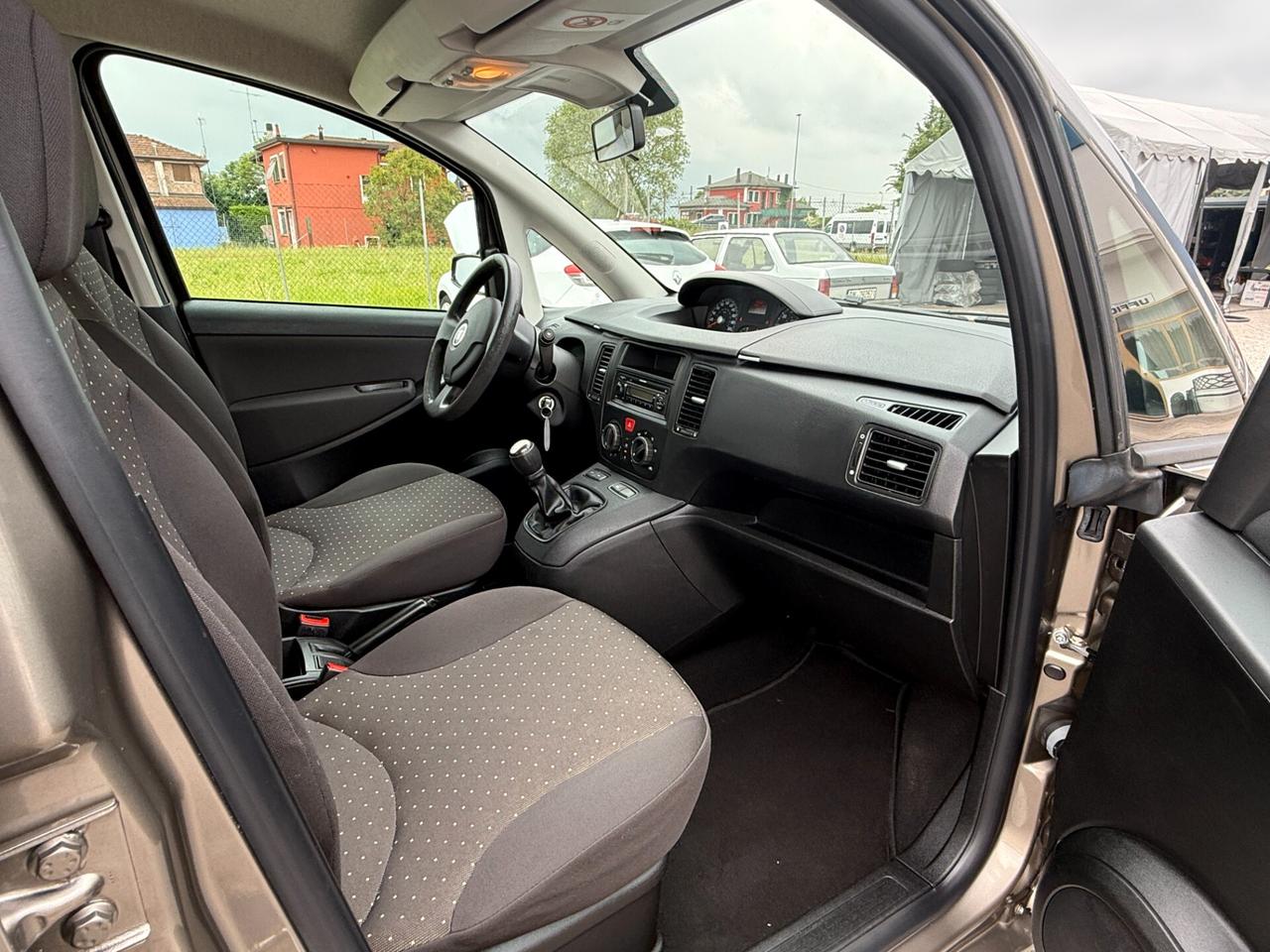 Fiat Idea 1.3 Multijet 16V 70 CV BlackStar