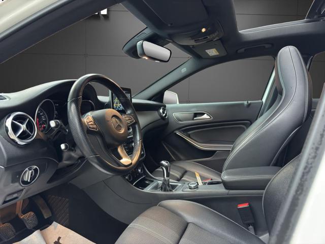 MERCEDES-BENZ GLA 180 Sport