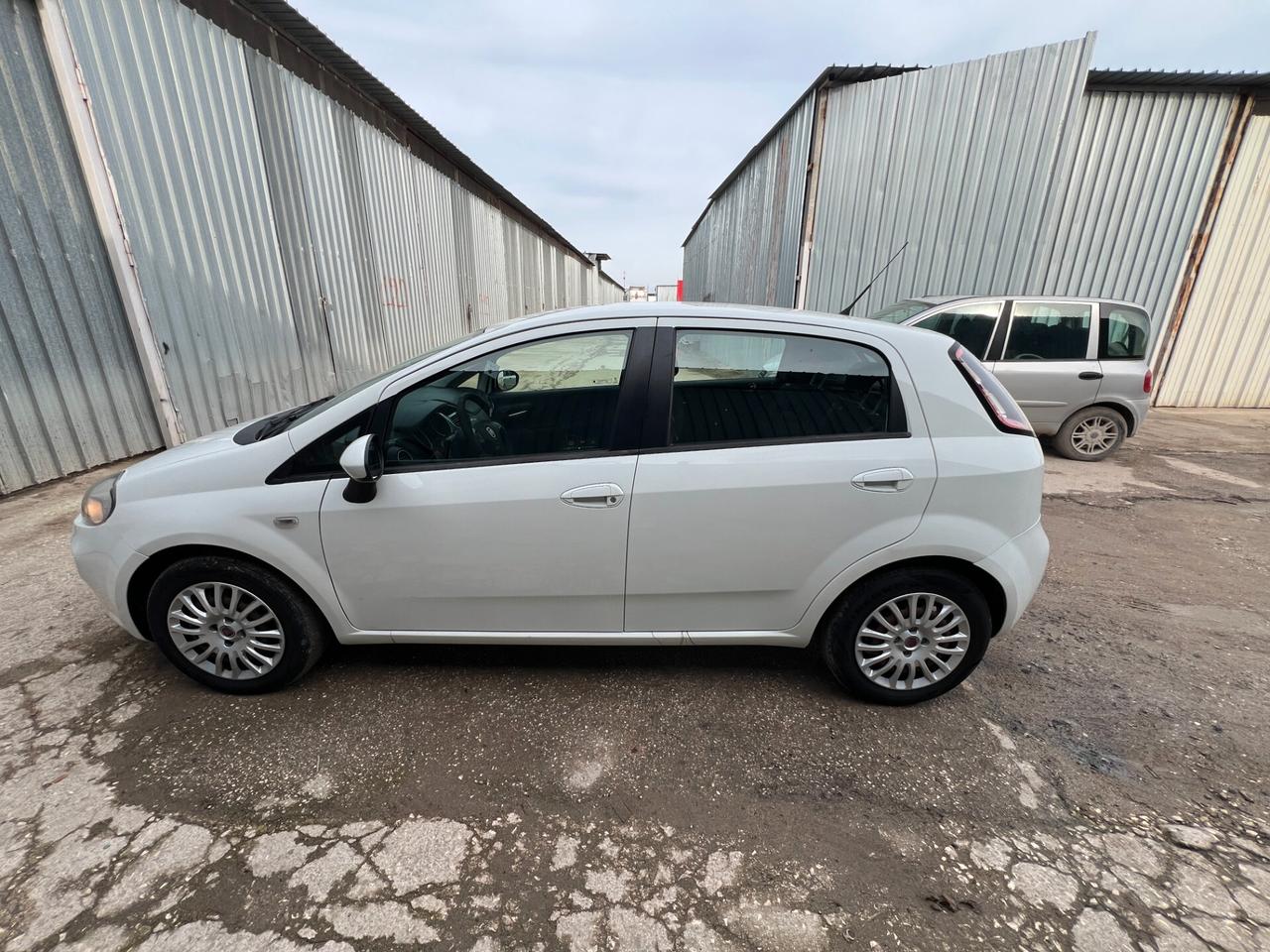Fiat Punto 1.3 MJT II 75 CV 5 porte Lounge