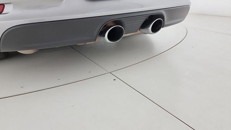 Porsche 911 911 3.0 Carrera 4 Coupé