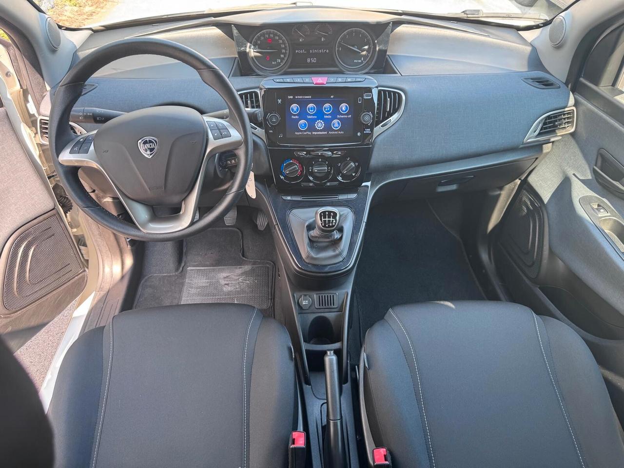 Lancia Ypsilon 1.0 FireFly 5 porte S&S Hybrid Gold