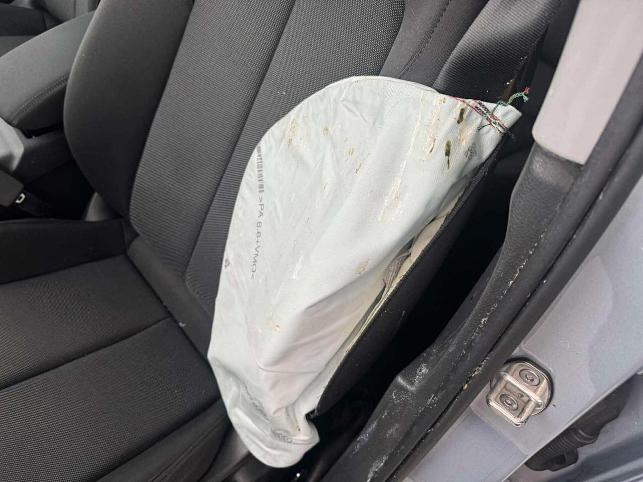 Audi Q2 30 TDI Business-2022