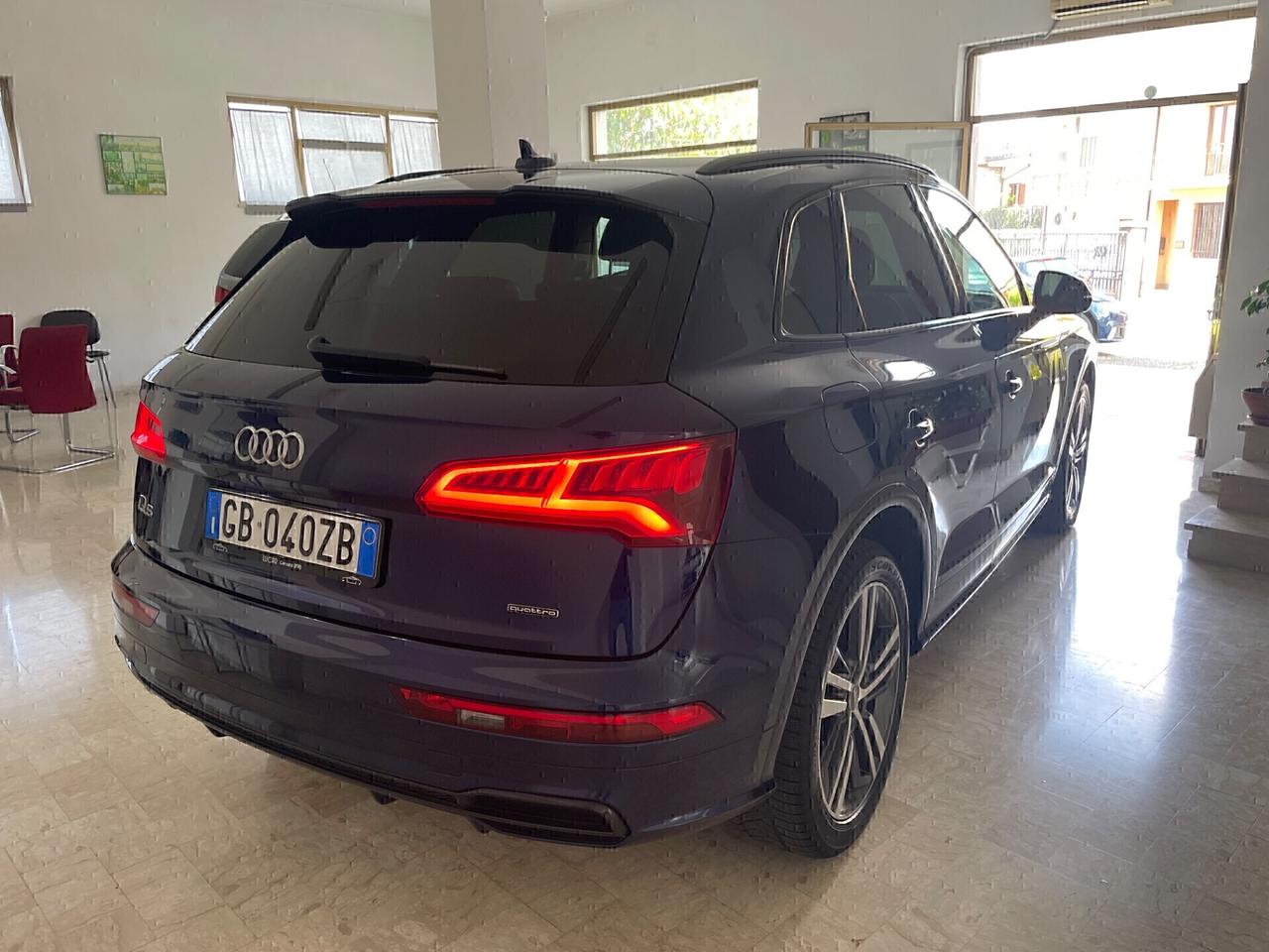 AUDI Q5 2.0 TDI QUATTRO S TRONIC S LINE “UNICA”