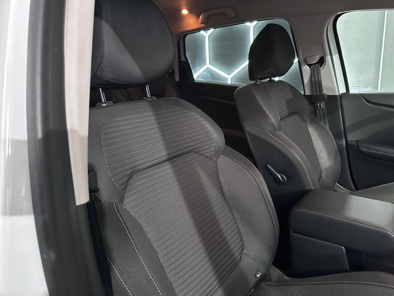 Renault Grand Scenic dCi 8V 110 CV Energy Sport Edition2