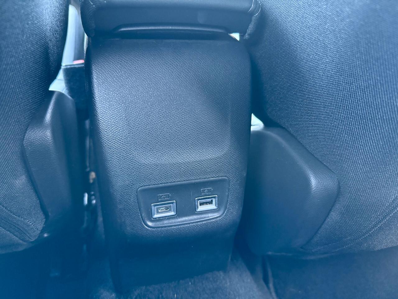 Peugeot 2008 PureTech 130 S&S EAT8 Allure