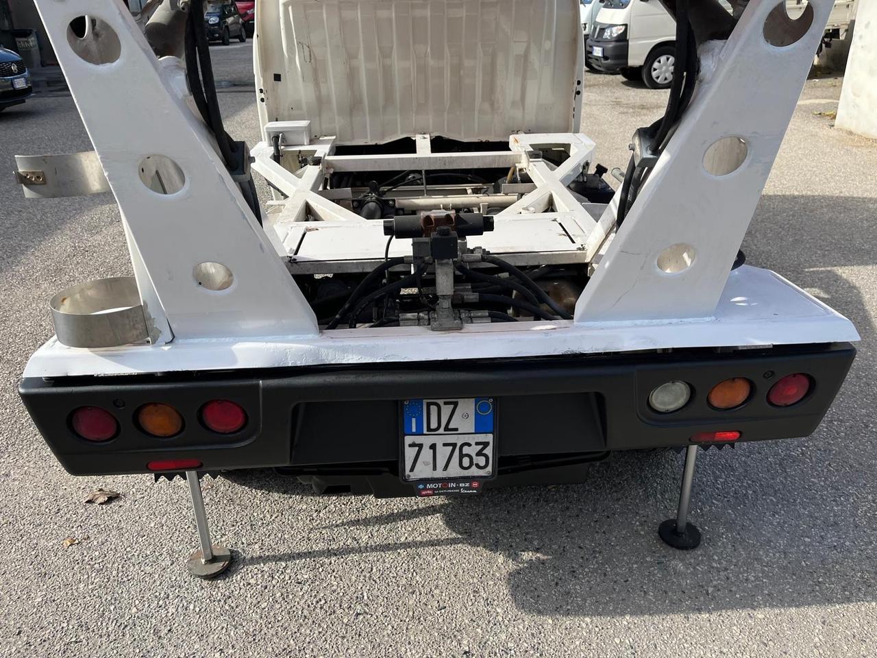 Piaggio quargo con vasca/rib.-700 cc- Diesel -2014