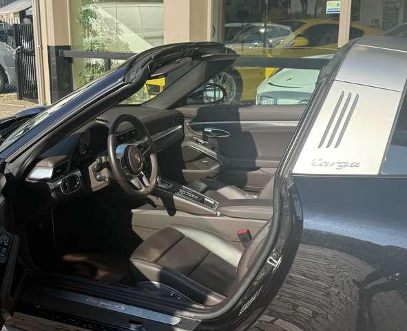 Porsche 991 911 Targa 3.0 4S -asse post sterzante