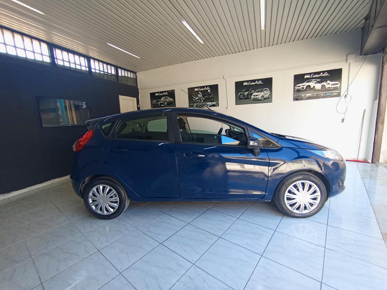 Ford Fiesta 1.4 benz / GPL 2014 CON GARANZIA