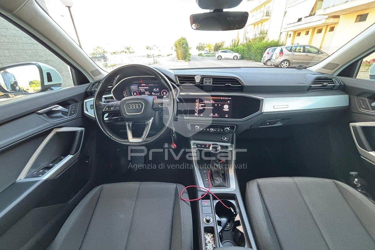 AUDI Q3 SPB 35 TDI quattro S tronic Business Plus