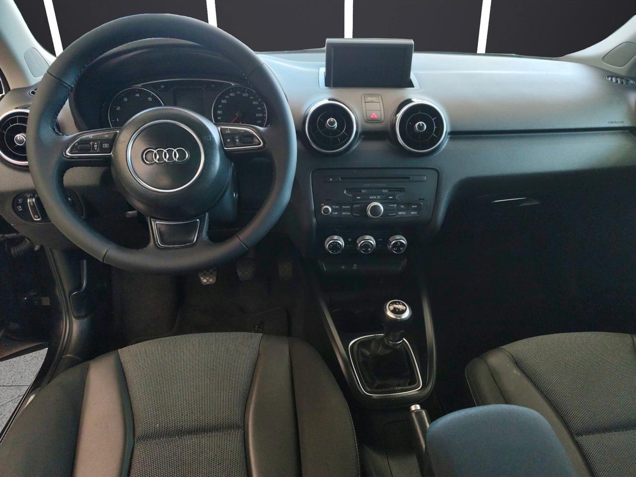 AUDI A1/S1 A1 SPB 1.2 TFSI Ambition