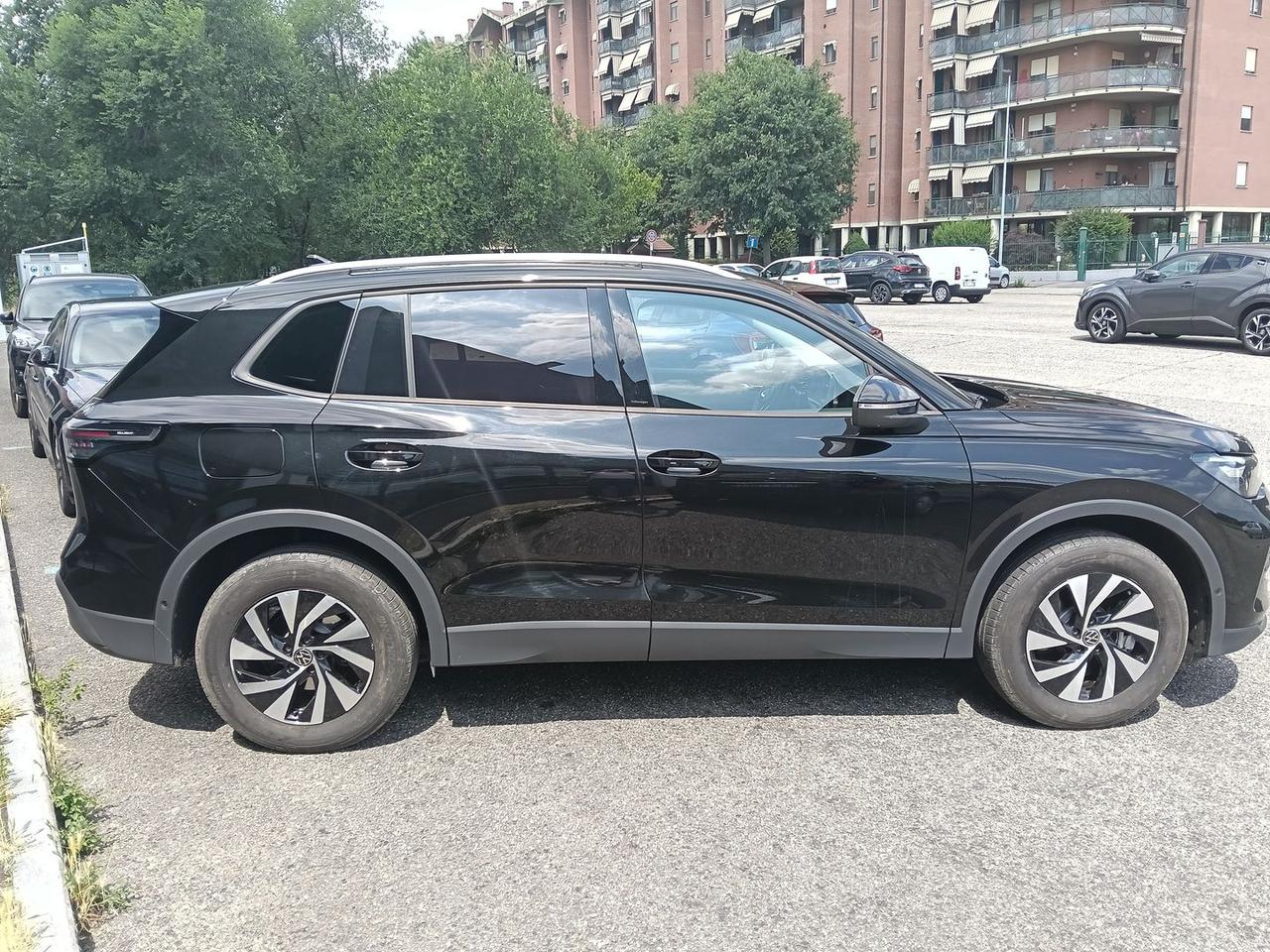 Volkswagen Tiguan 1.5 ehybrid PHEV Editio #11206