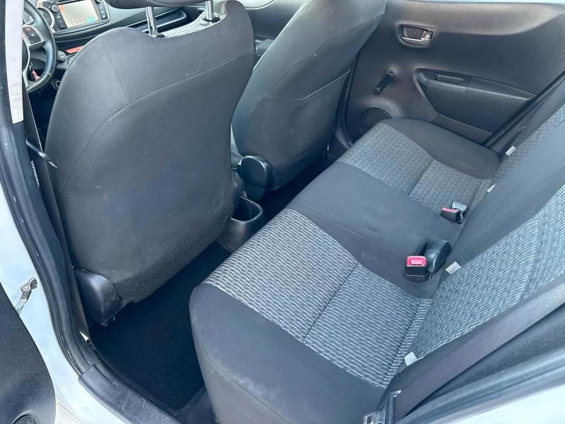 Toyota Yaris 5 Porte 1.0 BENZ 69 CV ADATTA A NEOPATENTATI