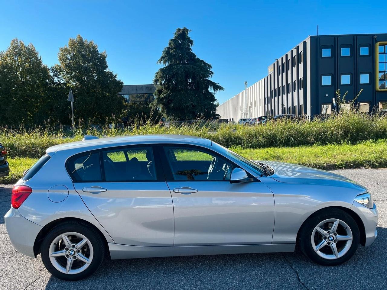 Bmw 118 118d 5p. Urban
