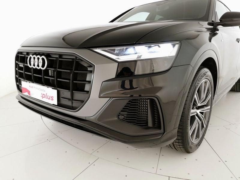 Audi Q8 55 TFSI QUATTRO TIPTRONIC