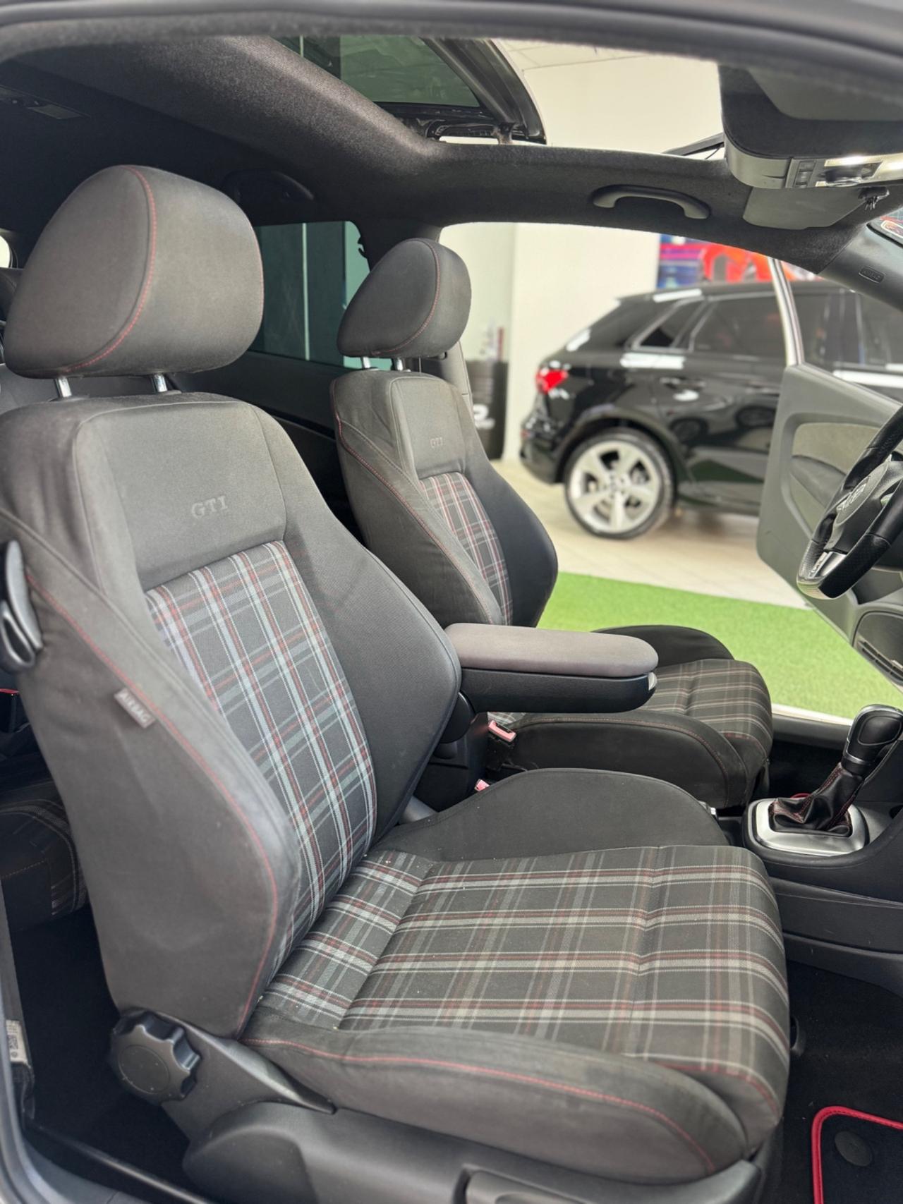 Volkswagen Polo 1.4 TSI DSG 3 porte GTI