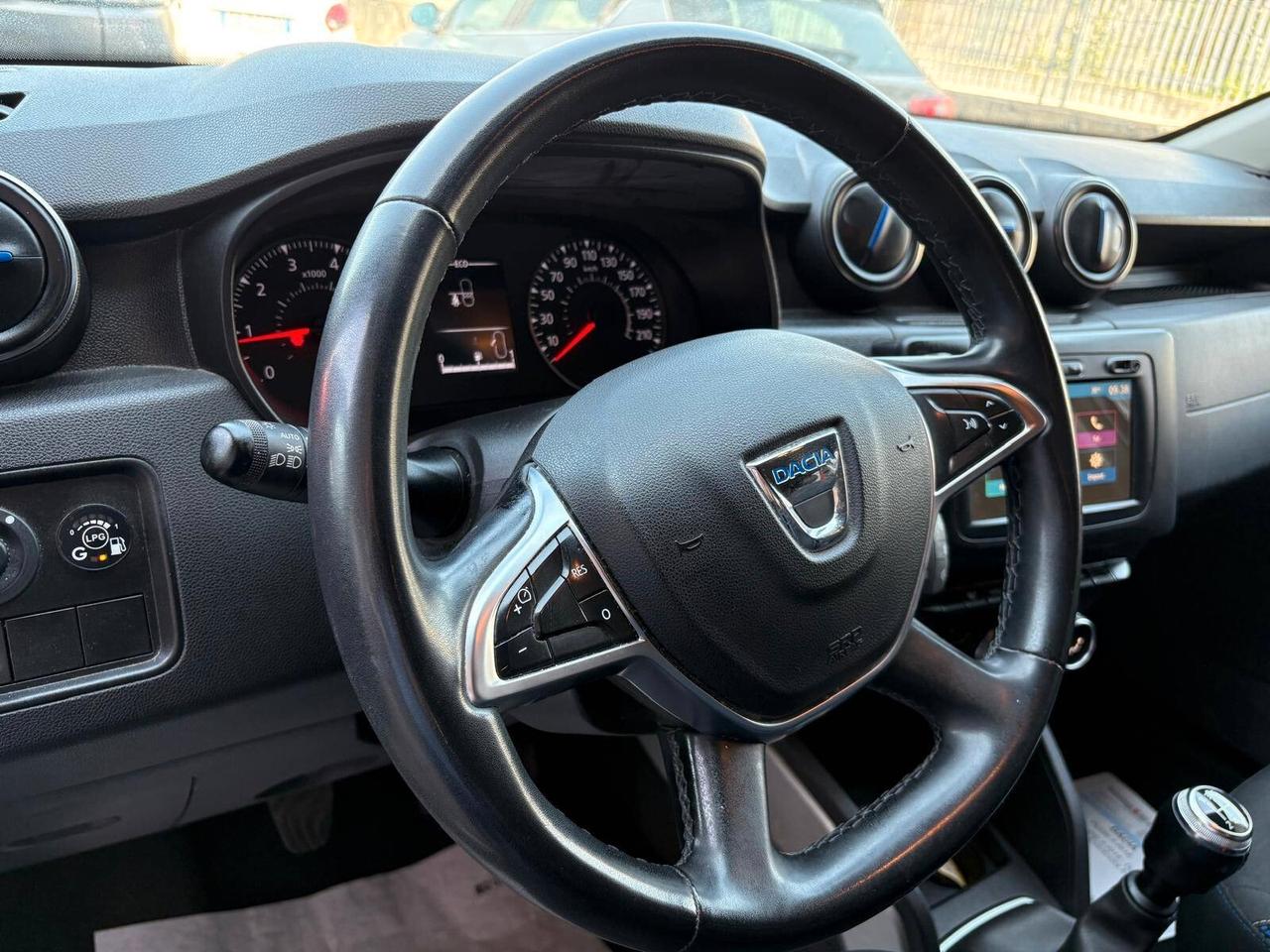 Dacia Duster 1.0 TCe 100 CV ECO-G 4x2 15th Anniversary