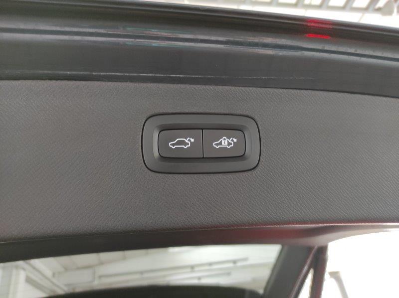 VOLVO XC90 (2014-->) - XC90 B5 (d) AWD automatico 7 posti Core
