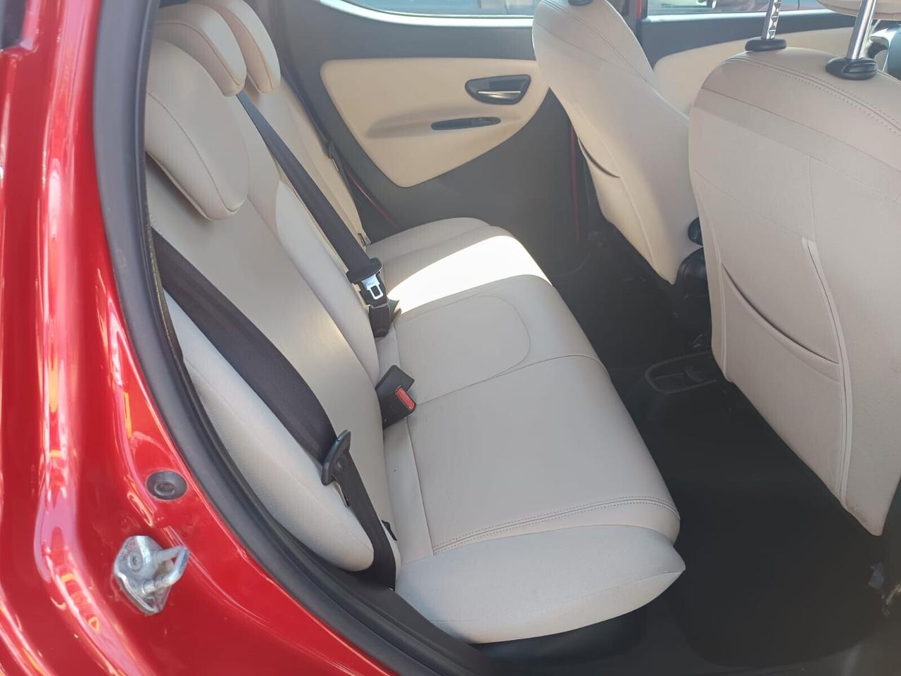 Lancia Ypsilon 2012 - 1.3 MJT Lb automobili