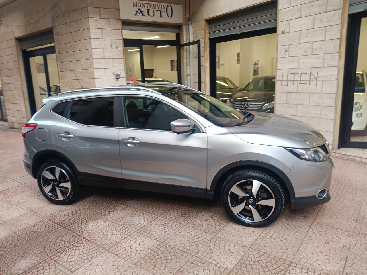 NISSAN QASHQAI 1.5 Dci-UNIPRO-TETTO&NAVY-Euro10490