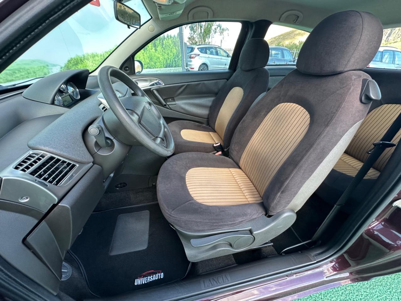 Lancia Ypsilon 1.2 Benzina 60cv Argento 2008