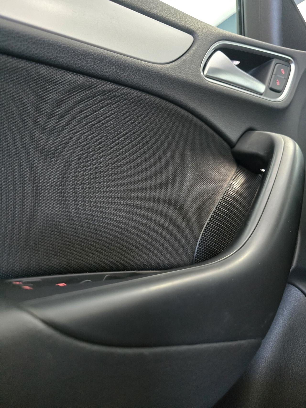 Audi Q3 2.0 TDI 150 CV quattro Sport