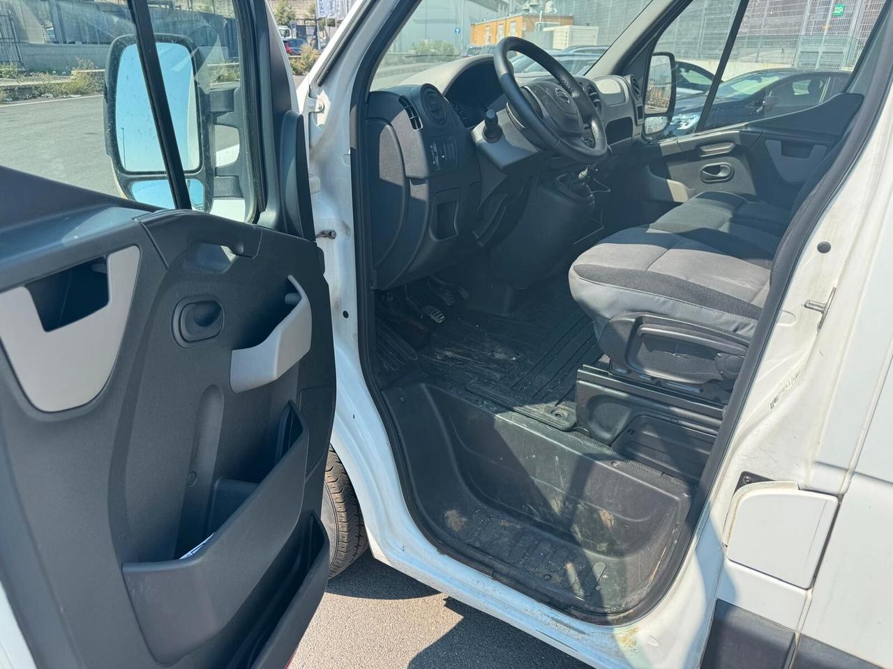Nissan NV400 35 2.3 dCi Furgone