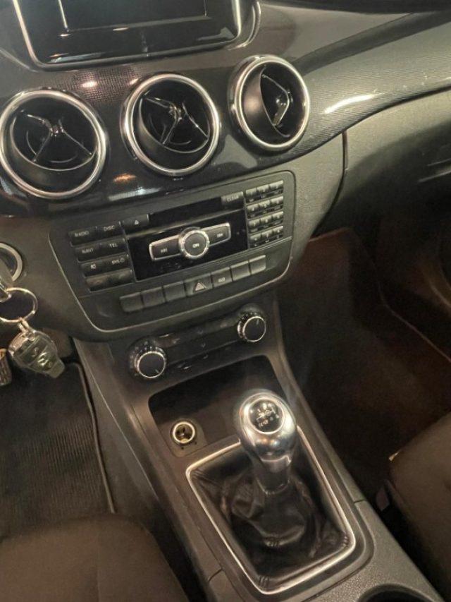 MERCEDES-BENZ B 180 CDI Elegance