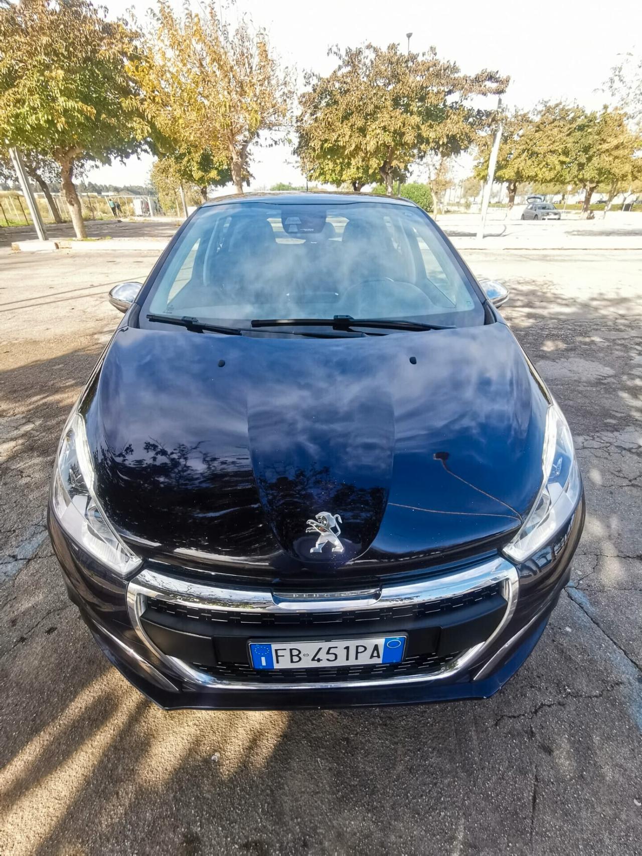 Peugeot 208 BlueHDi 100 5 porte Allure 11/2015