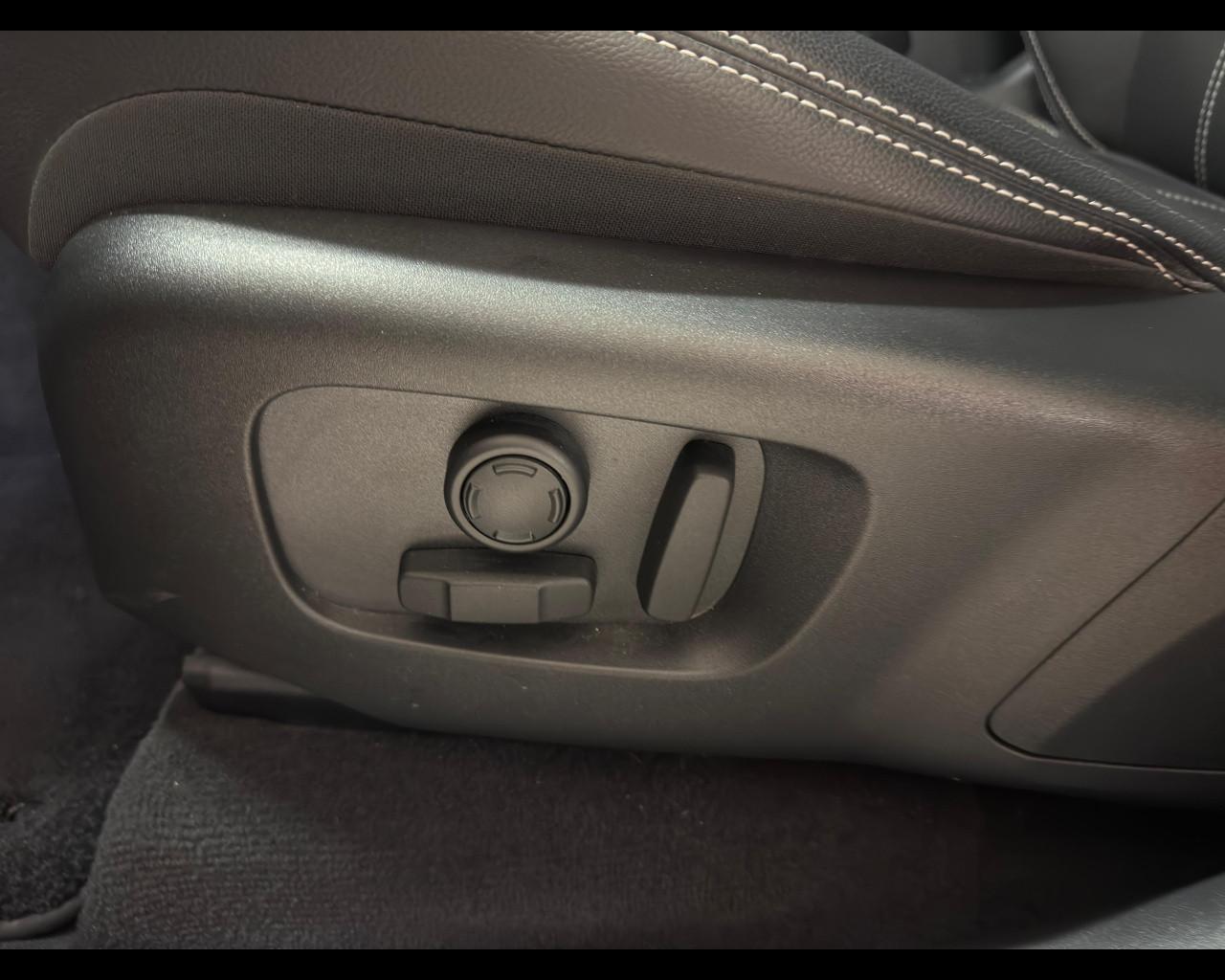 LAND ROVER Range Rover Velar - Range Rover Velar 2.0D I4 204 CV R-Dynamic S