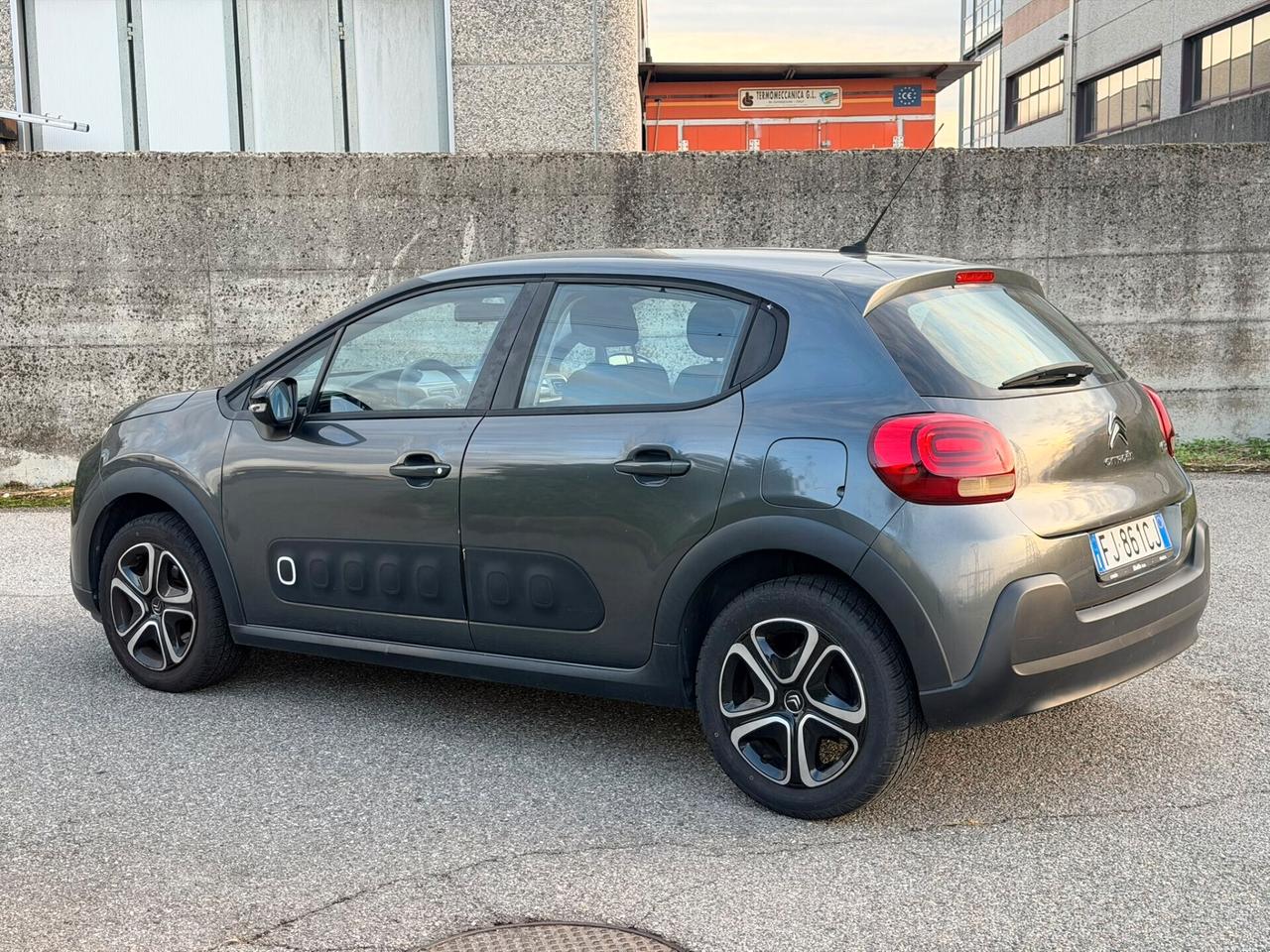 Citroën C3 PureTech 82 Shine Euro 6b - 2017 - 94.000 km