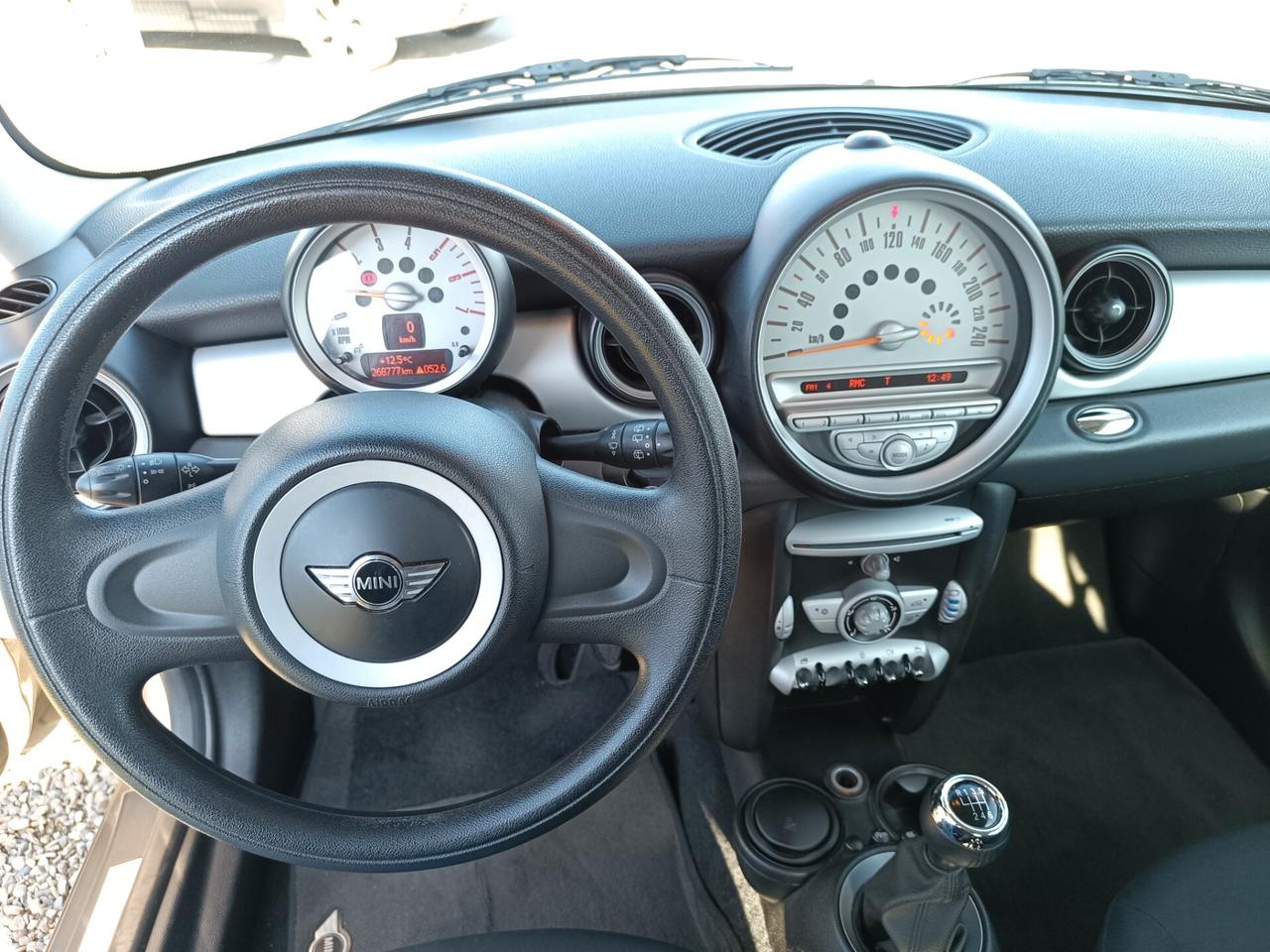 Mini Mini 1.6 16V Cooper D