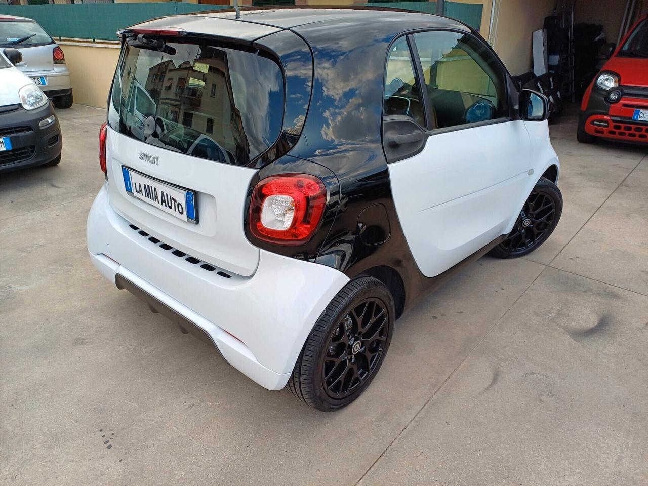 Smart ForTwo 70 1.0 twinamic Superpassion
