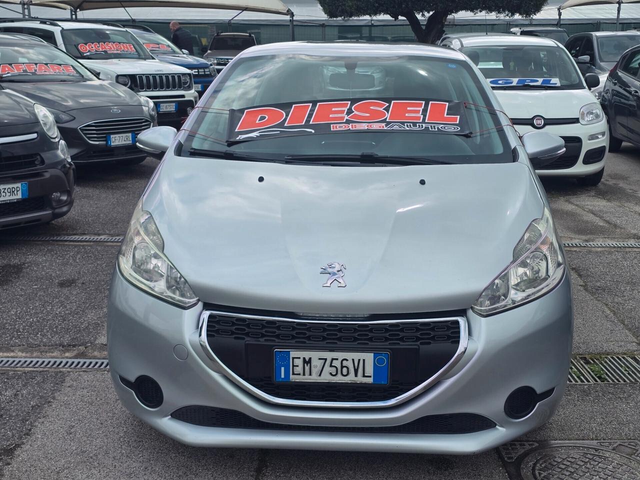 Peugeot 208 1.4 HDi 68 CV 5 porte Active
