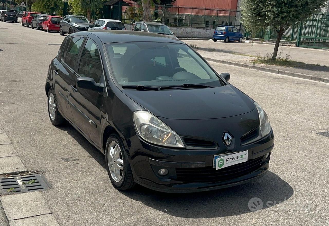 RENAULT Clio 1.5 dCi 85CV 5 porte Le Iene 2.450