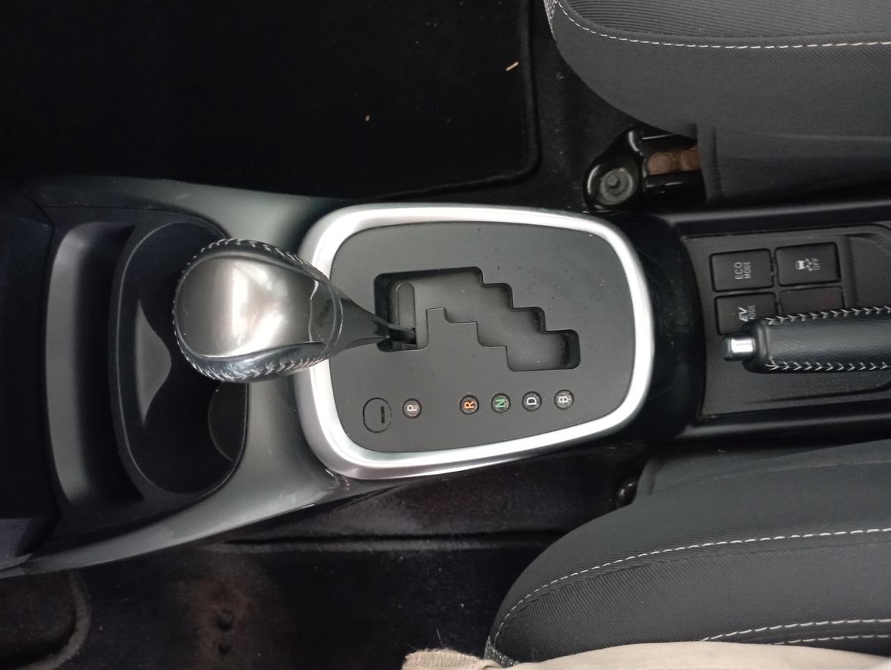 Toyota Yaris 1.5 Hybrid 5 porte Cool