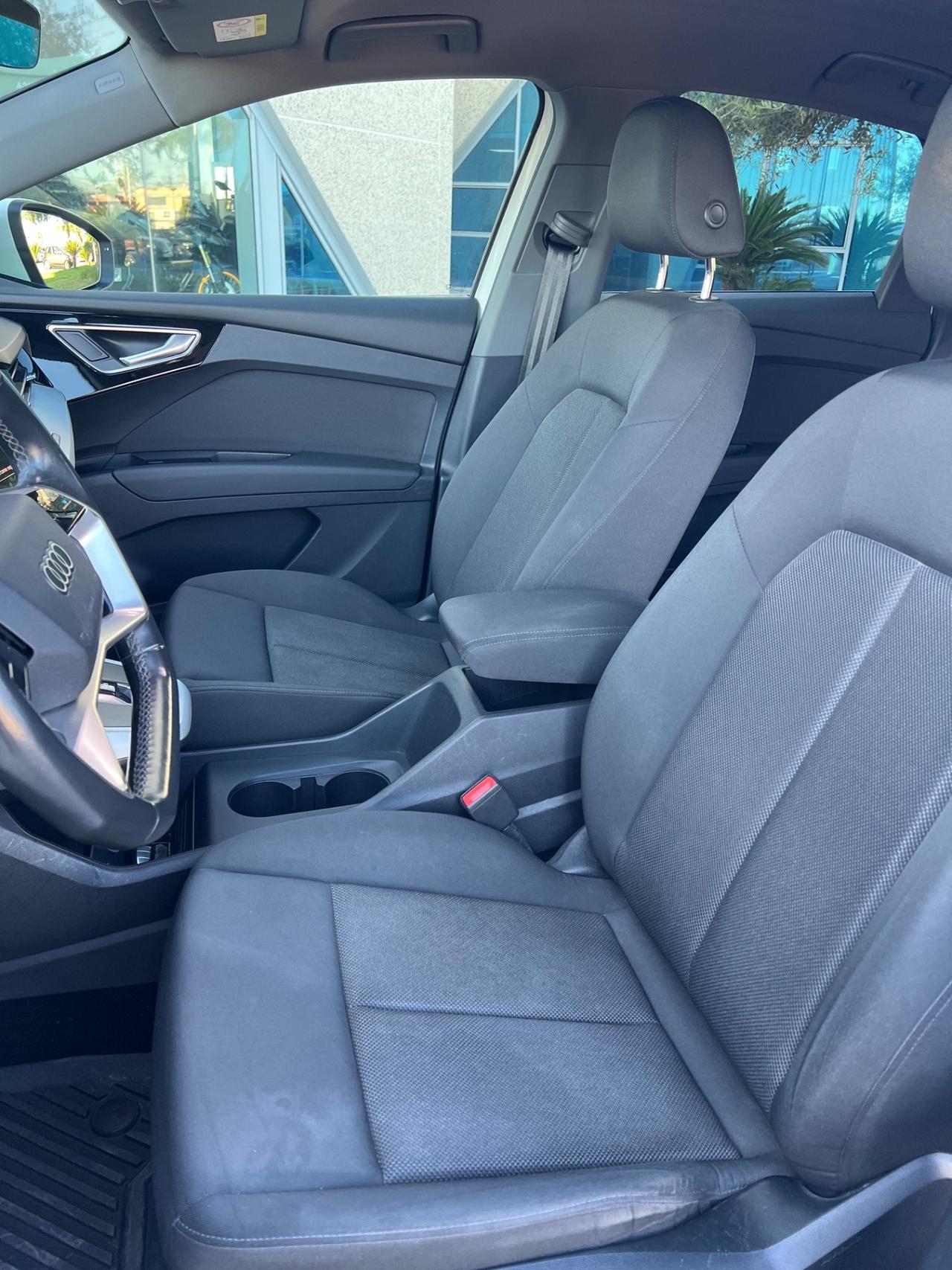 Audi Q4 e-tron Spb 50 Sline possibilità noleggio no scoring