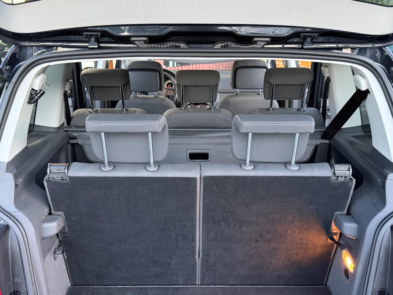 Volkswagen Touran Business 1.6 TDI Comfortline BMT
