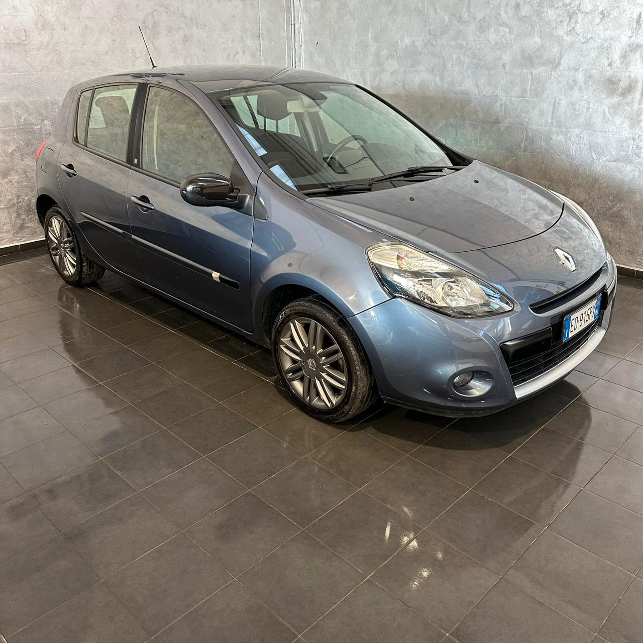 Renault Clio 1.2 16V 5 porte Confort