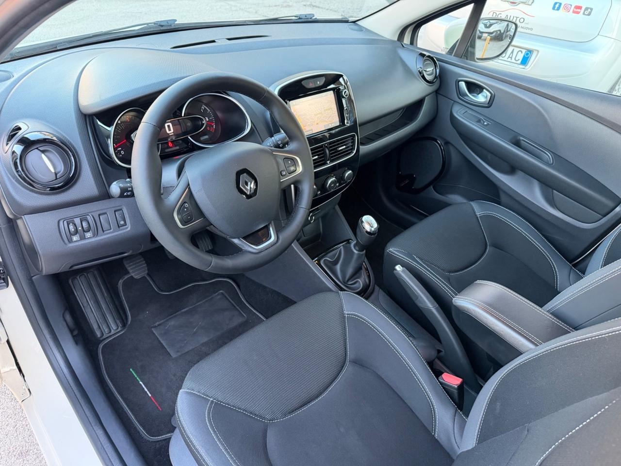 Renault Clio 1.5 dCi 90 cv 2017 navigatore